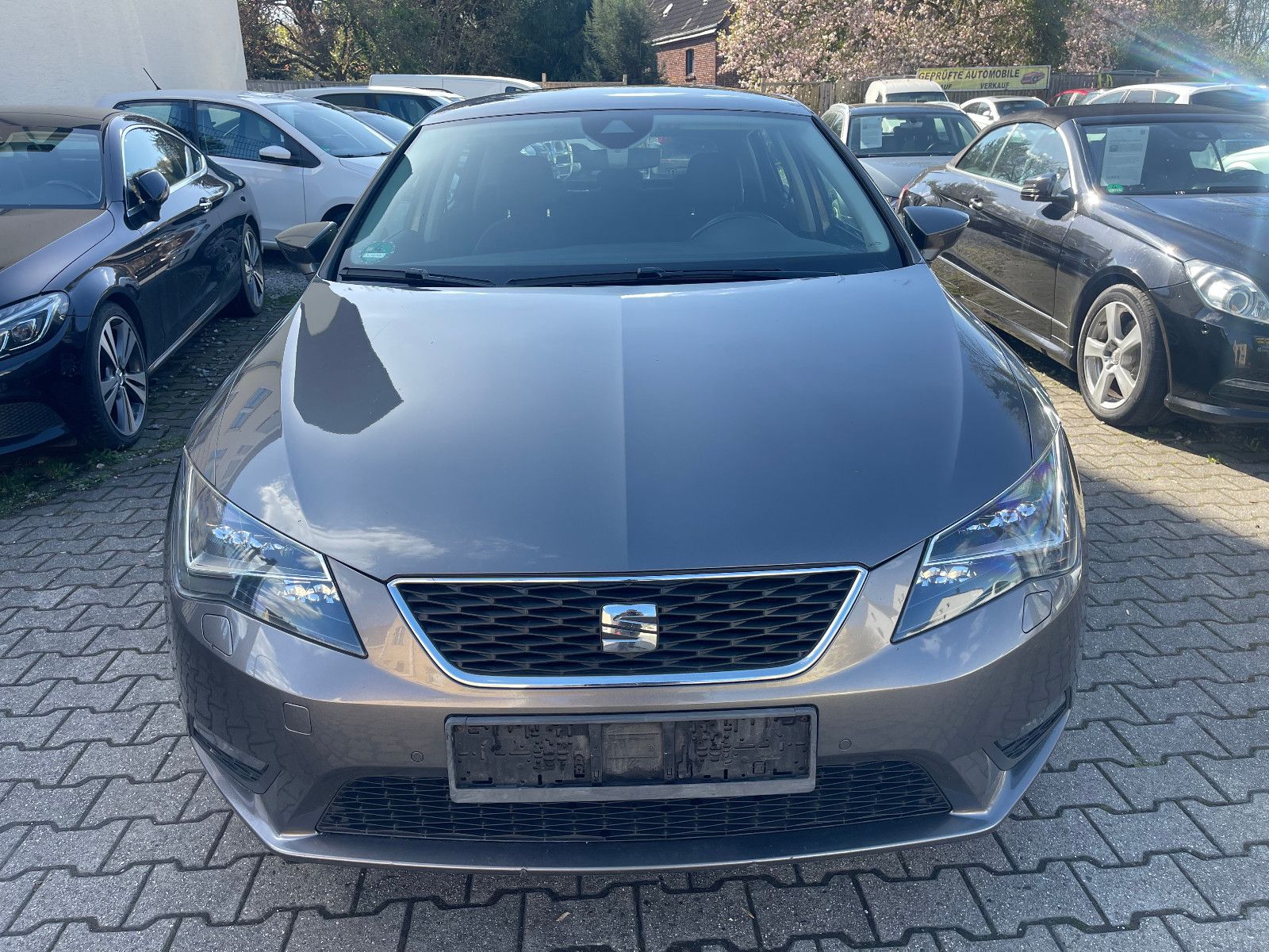SEAT Seat Leon Style/Klima/Navi/Sitzheizung