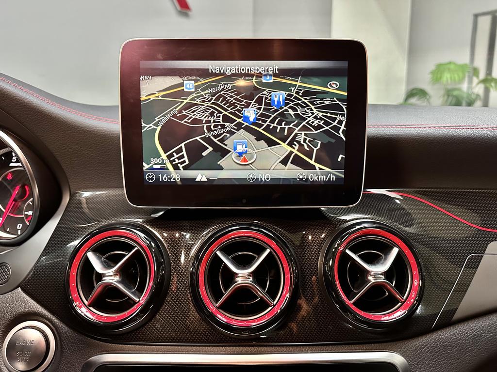 Mercedes-Benz CLA 45 AMG