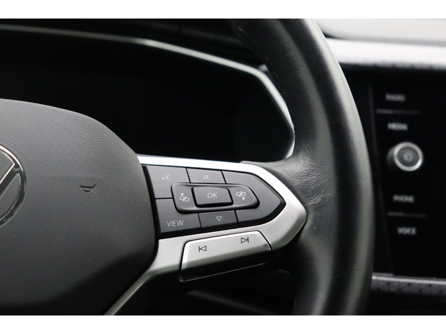 Fahrzeugabbildung Volkswagen T-Cross Style ACC LED NAVI Kamera
