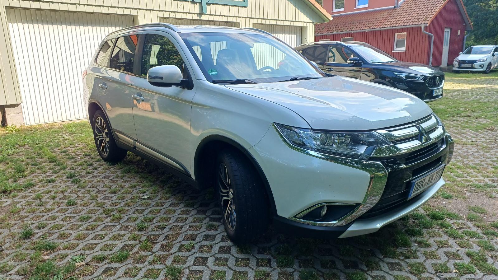 Mitsubishi Outlander 2.0 MIVEC Edition 100 ClearTec 2WD...