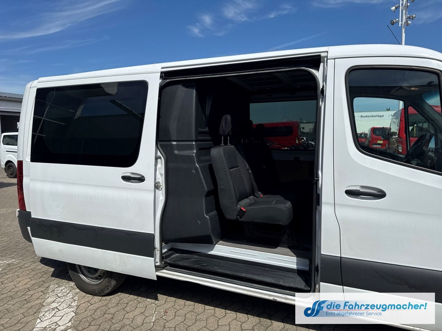 Fahrzeugabbildung Mercedes-Benz Sprinter MIXTO 315CDI DoKa L2H1 *SEITENSCHADEN