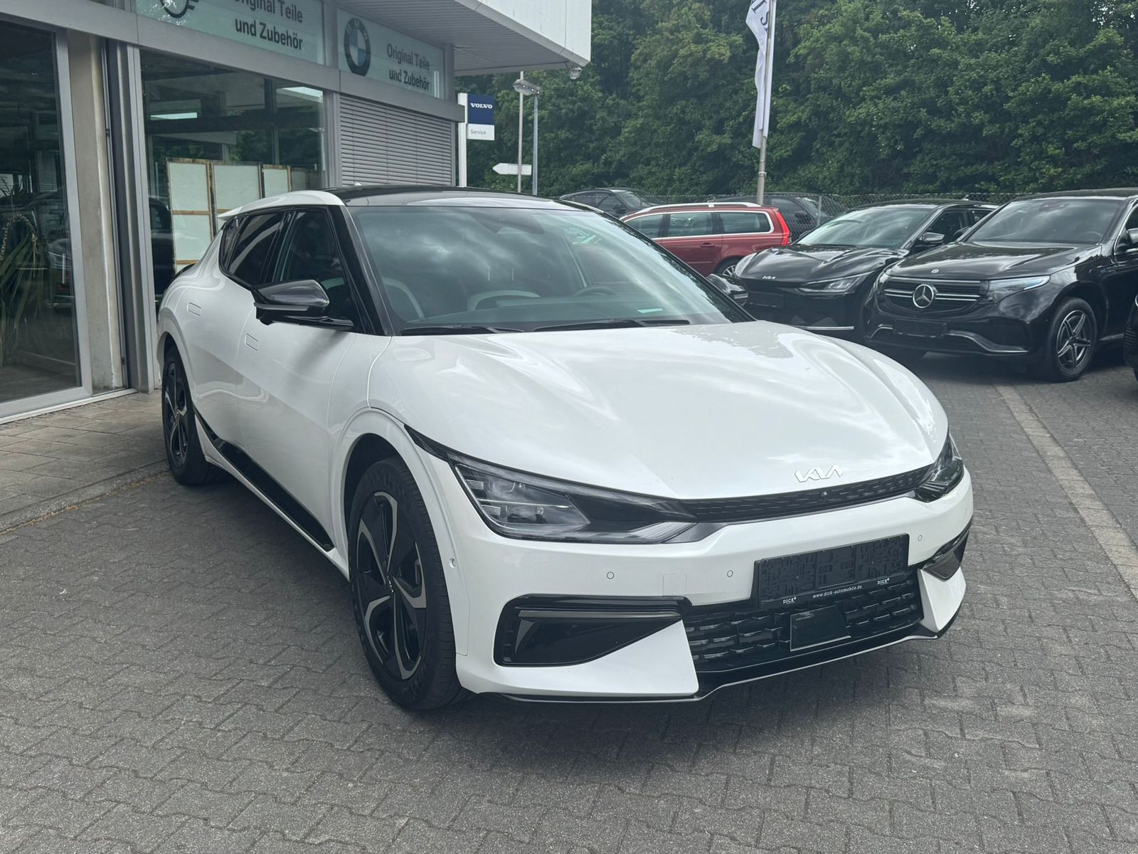 Fahrzeugabbildung Kia EV6 GT-Line 4WD WERKSGA+PANO+MEMO+HEAD+ACC+360°