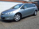 Opel Astra 1.7 CDTI DPF SPORT TOURER*6 GANG*HU NEU*SC - Opel Astra: Dpf