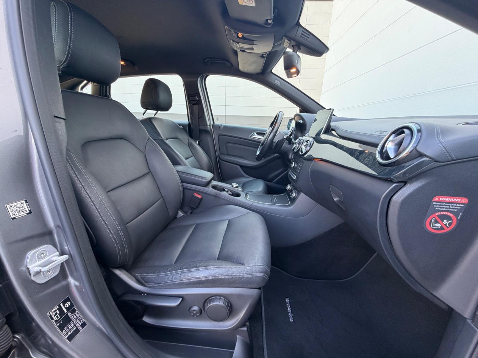 Mercedes-Benz B 180 Sytle 8-fach Bereift*Aut.*Rückfahrkamera*