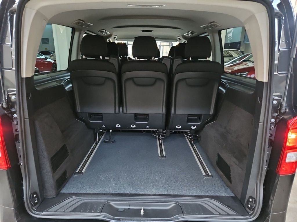 Fahrzeugabbildung Mercedes-Benz Vito 116 Tourer lang 9 Sitze MBUX 2xKlima 2xSHZ