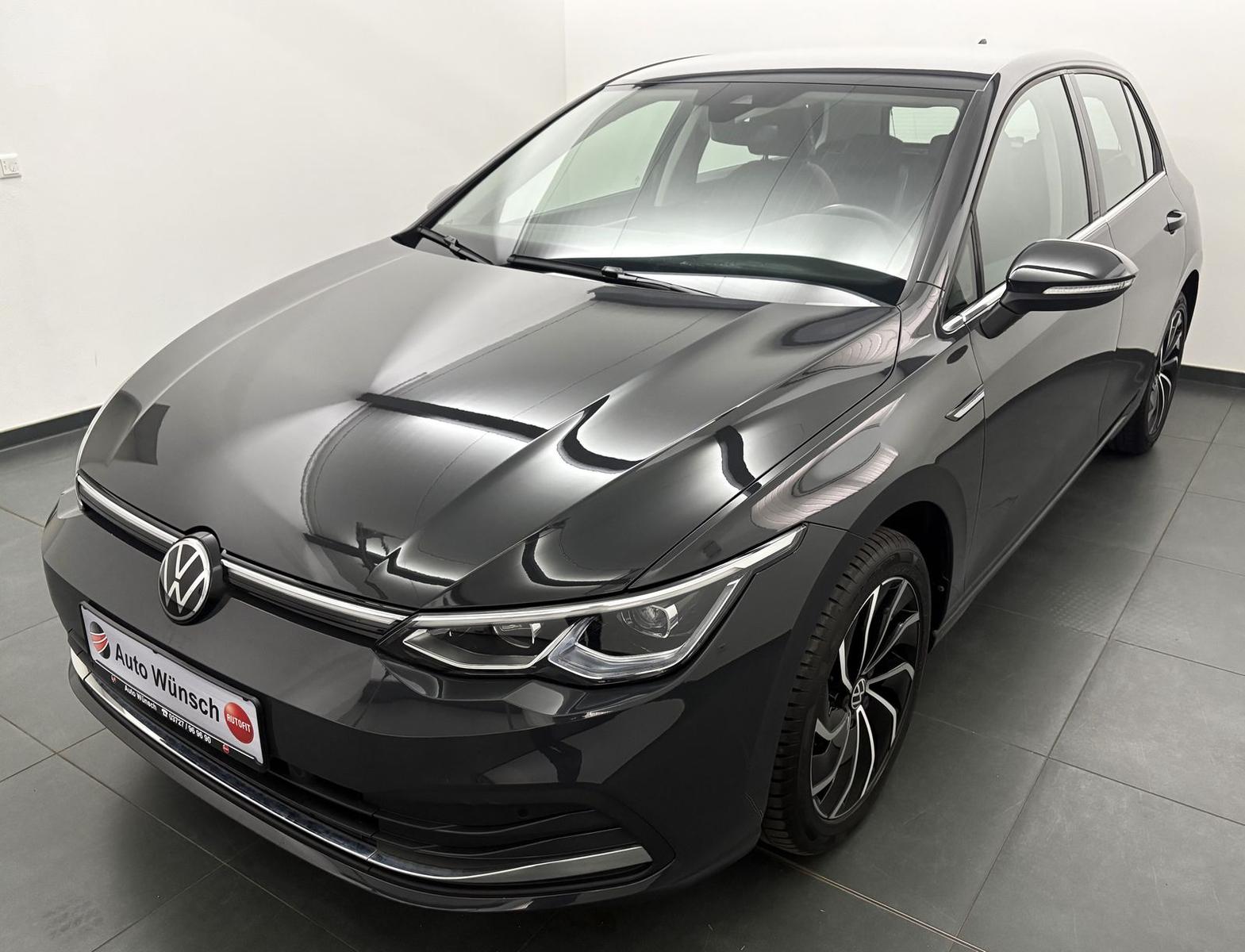 Volkswagen Golf VIII 1.5 TSI Style