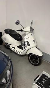 Vespa GTS 300 ABS  Top gepflegt - Offers