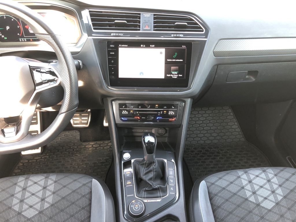 Fahrzeugabbildung Volkswagen Tiguan 2.0 TDI SCR 4MOTION DSG R-Line