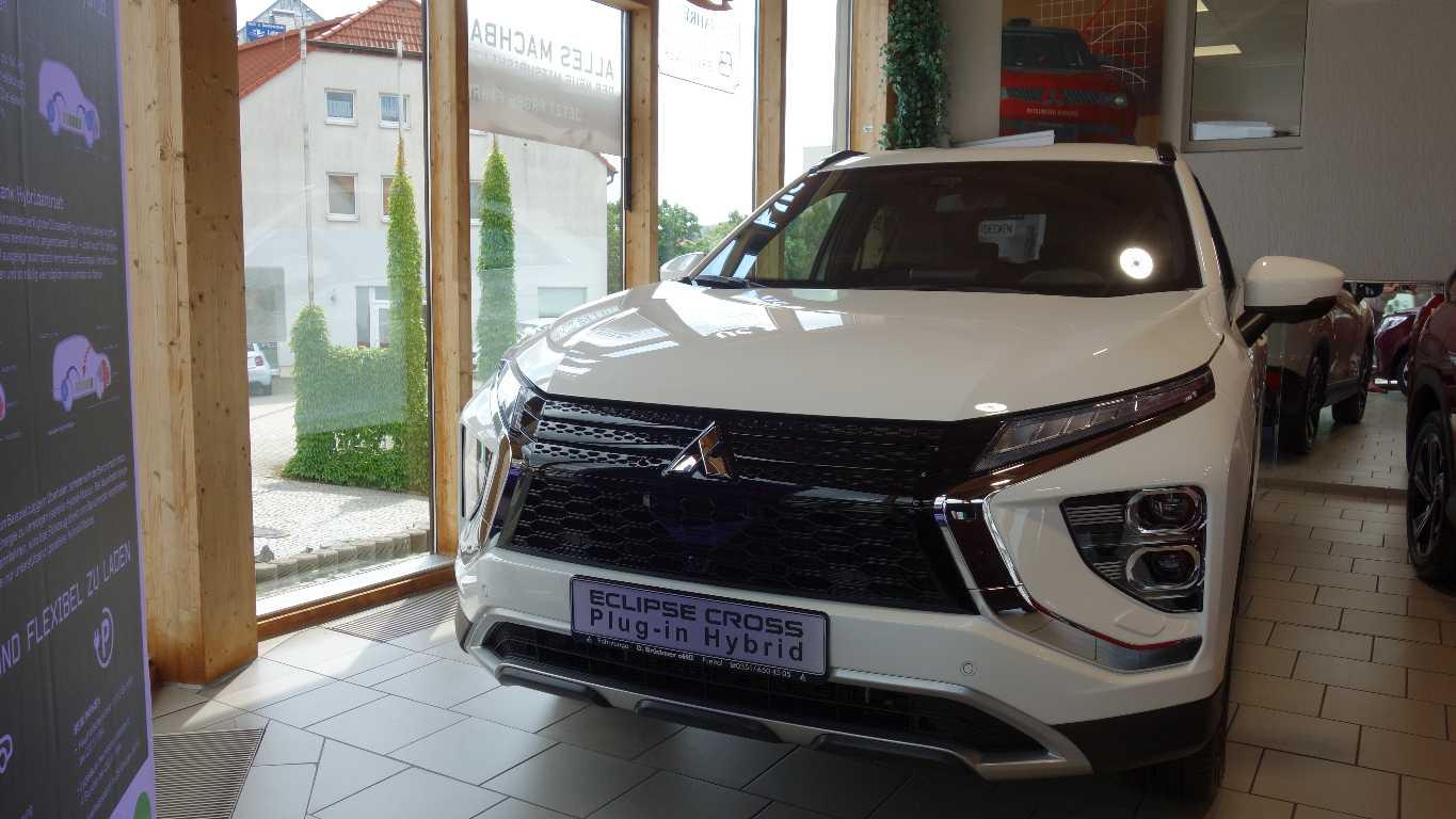 Mitsubishi Eclipse Cross PHEV 2.4 PLUS 4WD LED,Navi,Standhz