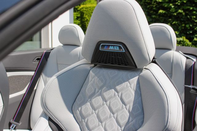 BMW M8 Competition xDrive Cabrio / LASER / M-DRIVERS BMW M8 Competition xDrive Cabrio / LASER / M-DRIVERS