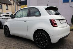 Fahrzeugabbildung Fiat 500e Icon*Panoramaglasdach!*Kamera!*Navi!*AppCon