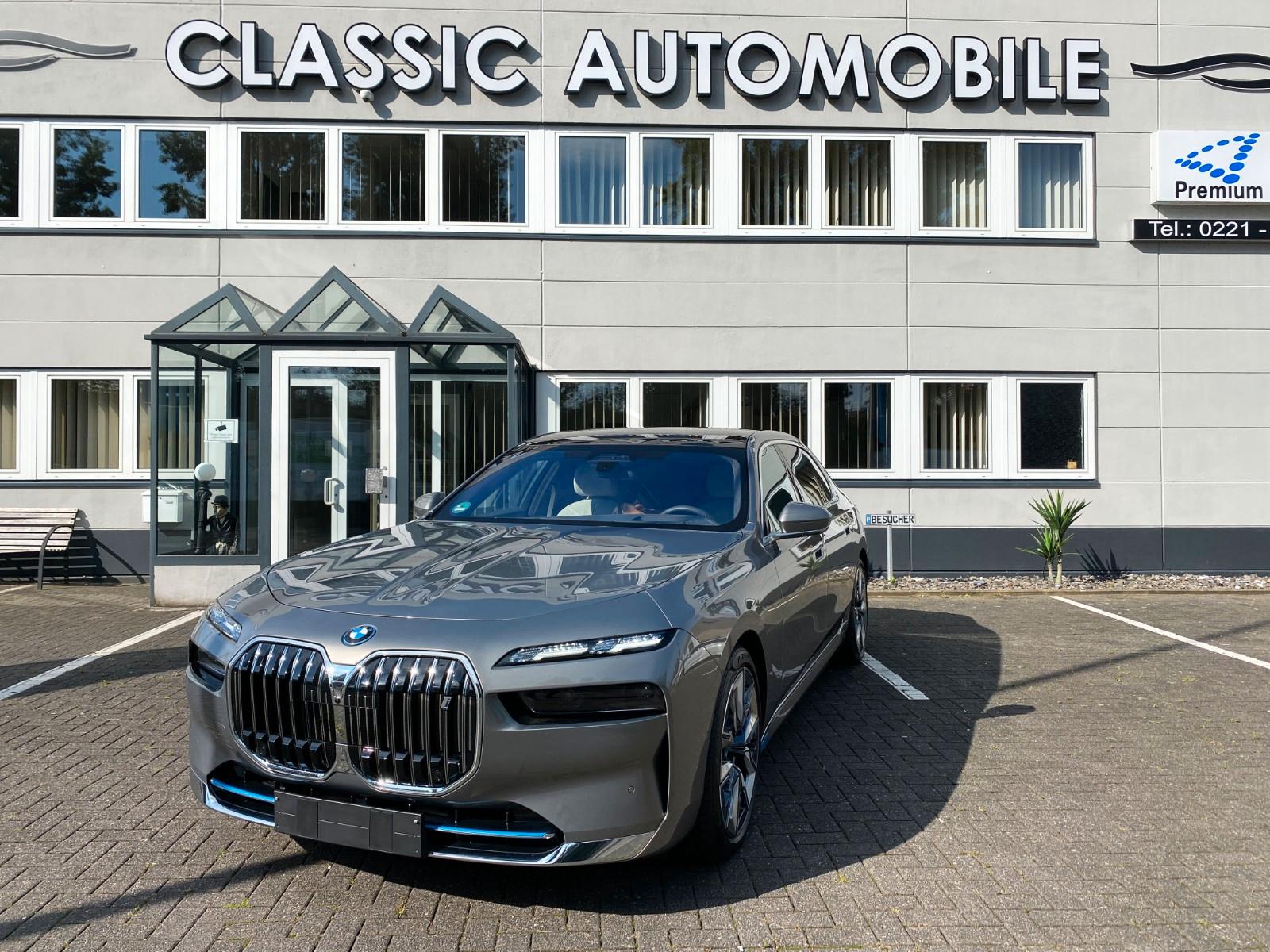 BMW i7 xDrive 60 Fond Entertainm/Kristall/NP188.430€