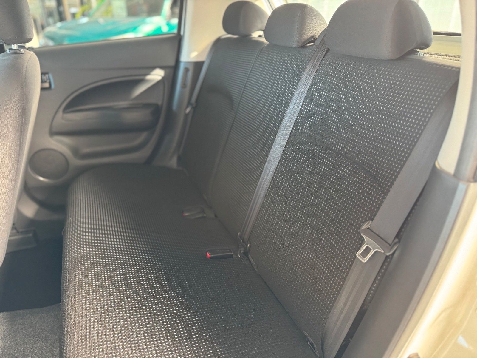 Fahrzeugabbildung Mitsubishi Space Star  1.2 Top "Klima  LM-Felgen "