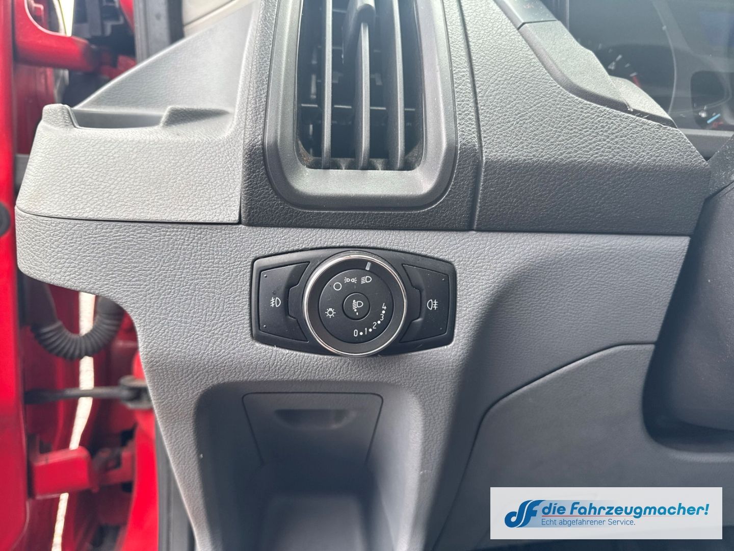 Fahrzeugabbildung Ford Transit Kombi 350 L3 Trend 2.2 TDCi DPF *2251 *K