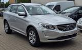 Volvo XC60 Momentum 2WD Automatik - Volvo XC60 Unfallwagen