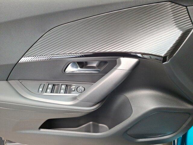 Peugeot e-2008 Allure 156 +11-kW-OBC+360°Kamera+ACC+SHZ+