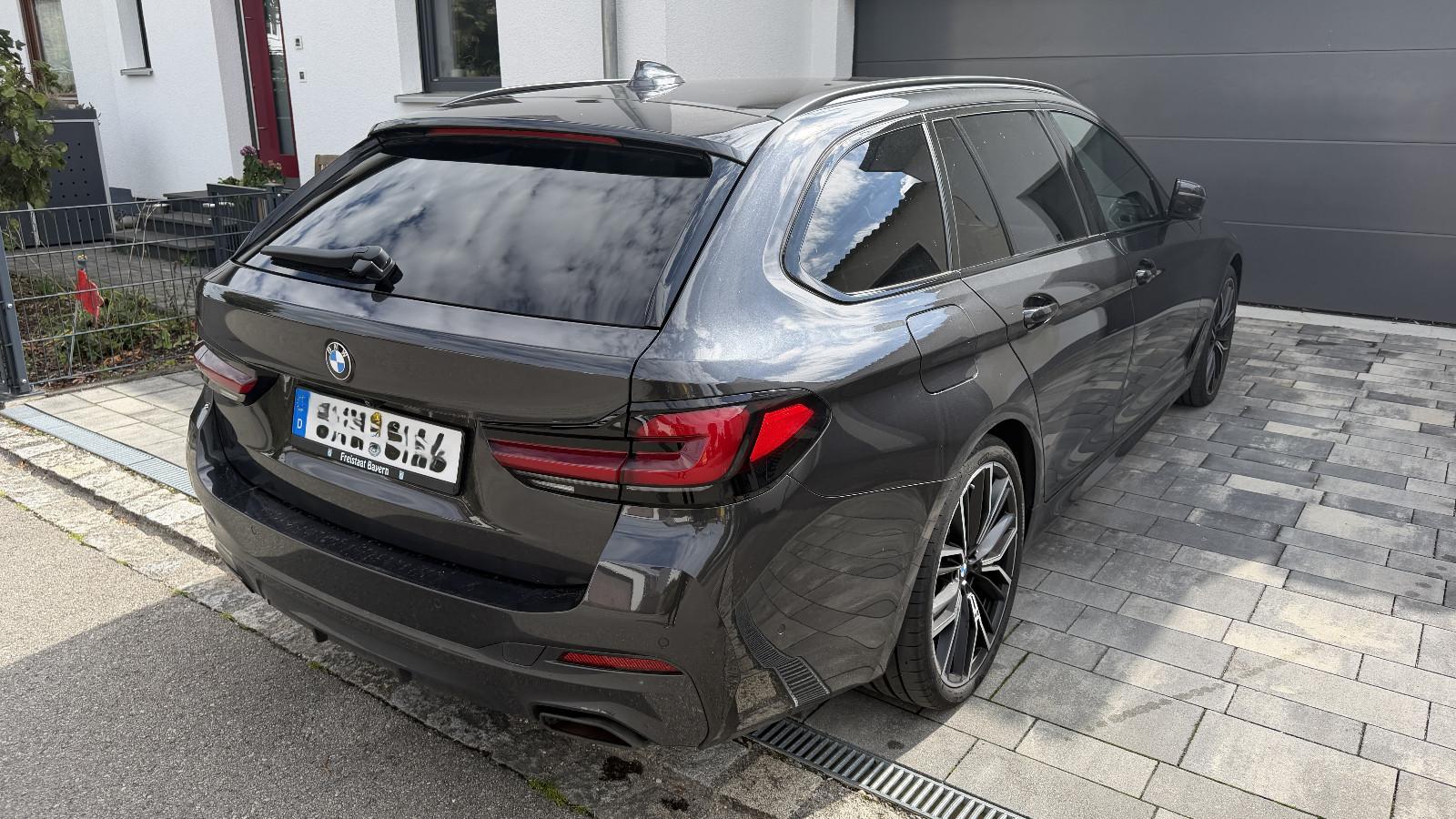 BMW d xDrive M Sport*LASER/HUD/360/AHK/Service-Inklu