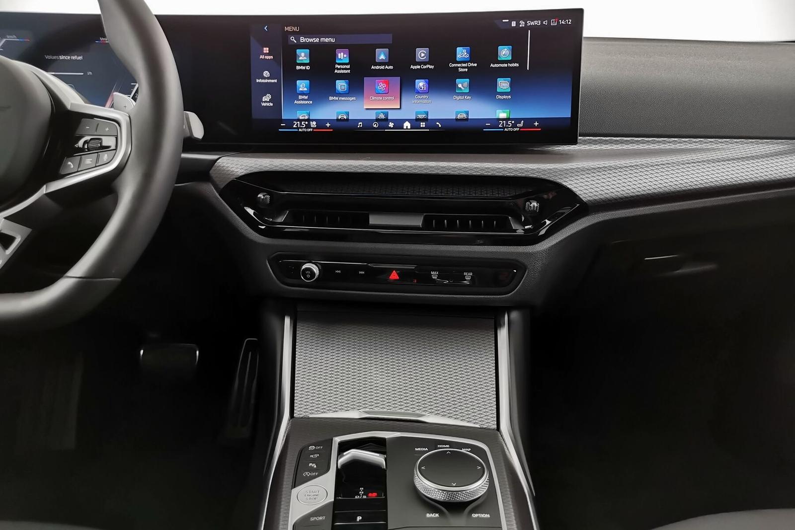 BMW 330i xDrive M Sport 360°*ACC*AHK*Pano*HUD*NAV*LM