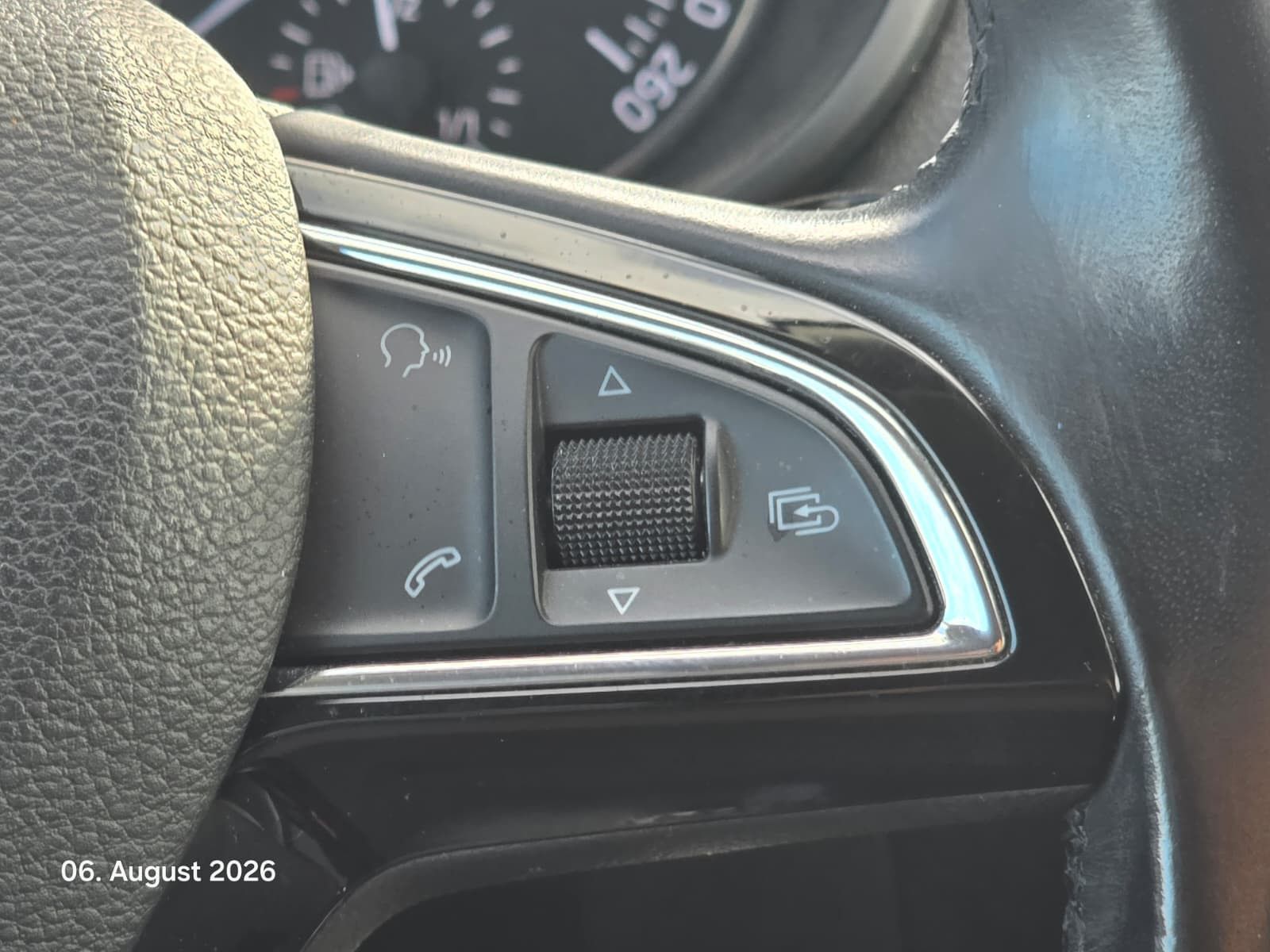 Fahrzeugabbildung SKODA Octavia 2.0 TDI Elegance 4x4 AHK*TEMP*DAB*18"PDC
