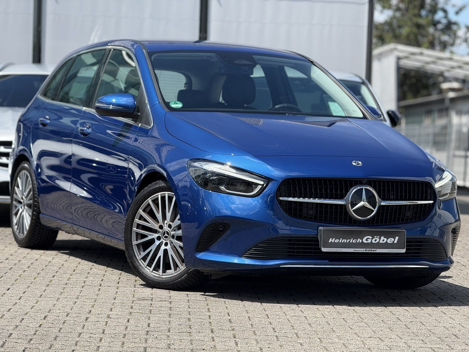 Fahrzeugabbildung Mercedes-Benz B 250 Progressive*4MATIC*TOTWINKEL*AHK*KAMERA*