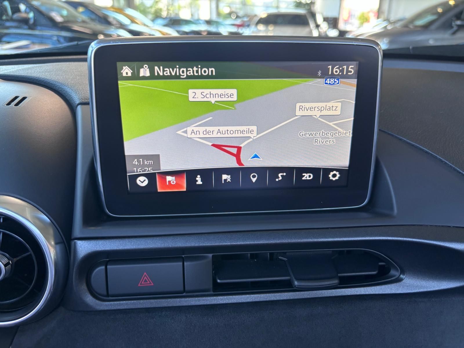 Fahrzeugabbildung Abarth 124 Spider Navi BOSE LED LEDER ALU