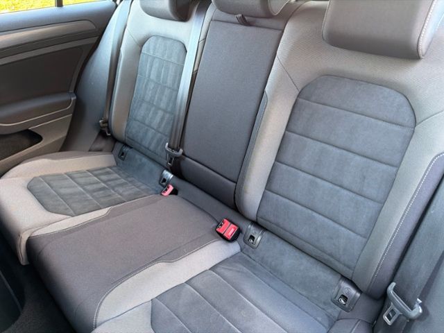 Fahrzeugabbildung Volkswagen Golf VII Variant 1.5 TSI COMFORTLINE NAVI KAMERA