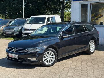 Volkswagen Passat - 1