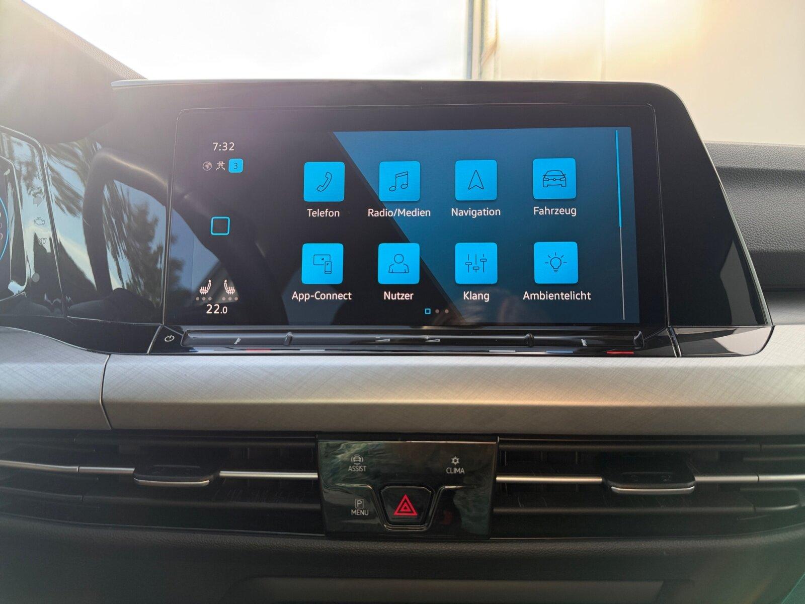 Volkswagen Golf VIII 1.0 eTSI Life OPF (EURO 6d) Navi/Autom, миниатюра 20