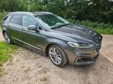 Ford Mondeo 2,0 Hybrid Vignale Automatik - Ford Mondeo in Lübeck