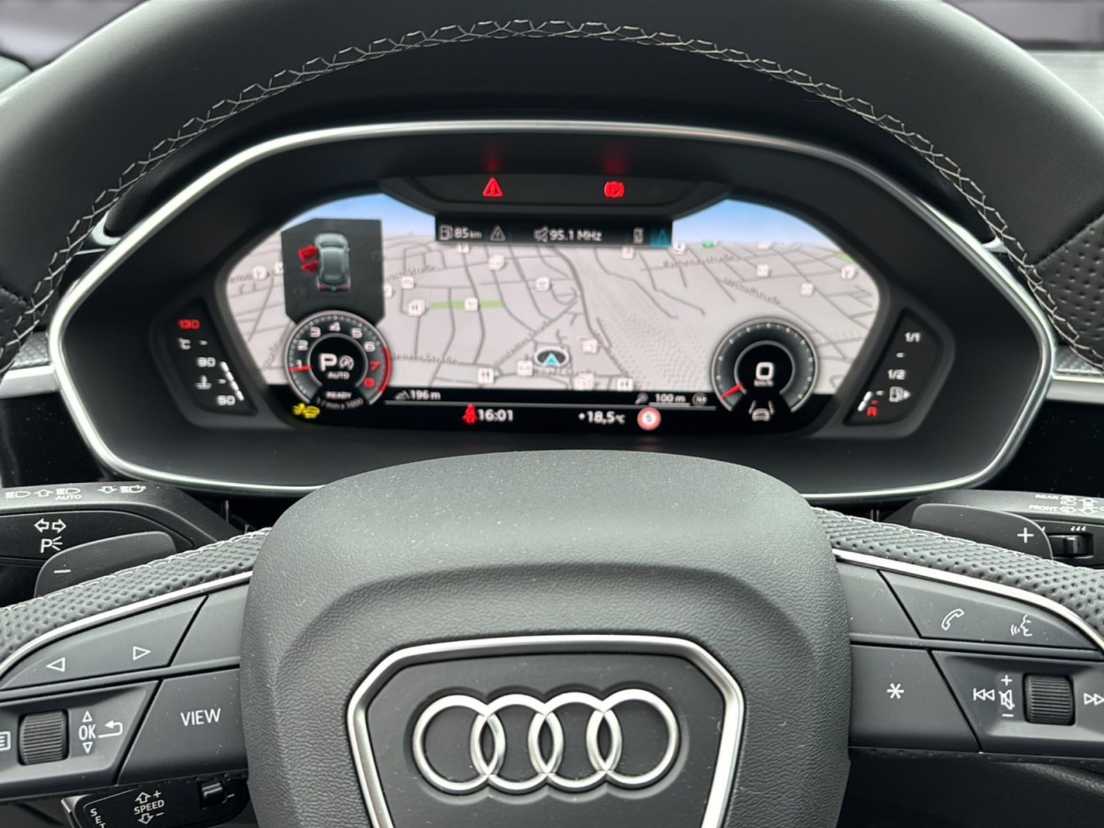 Audi Q3 - Bild 14