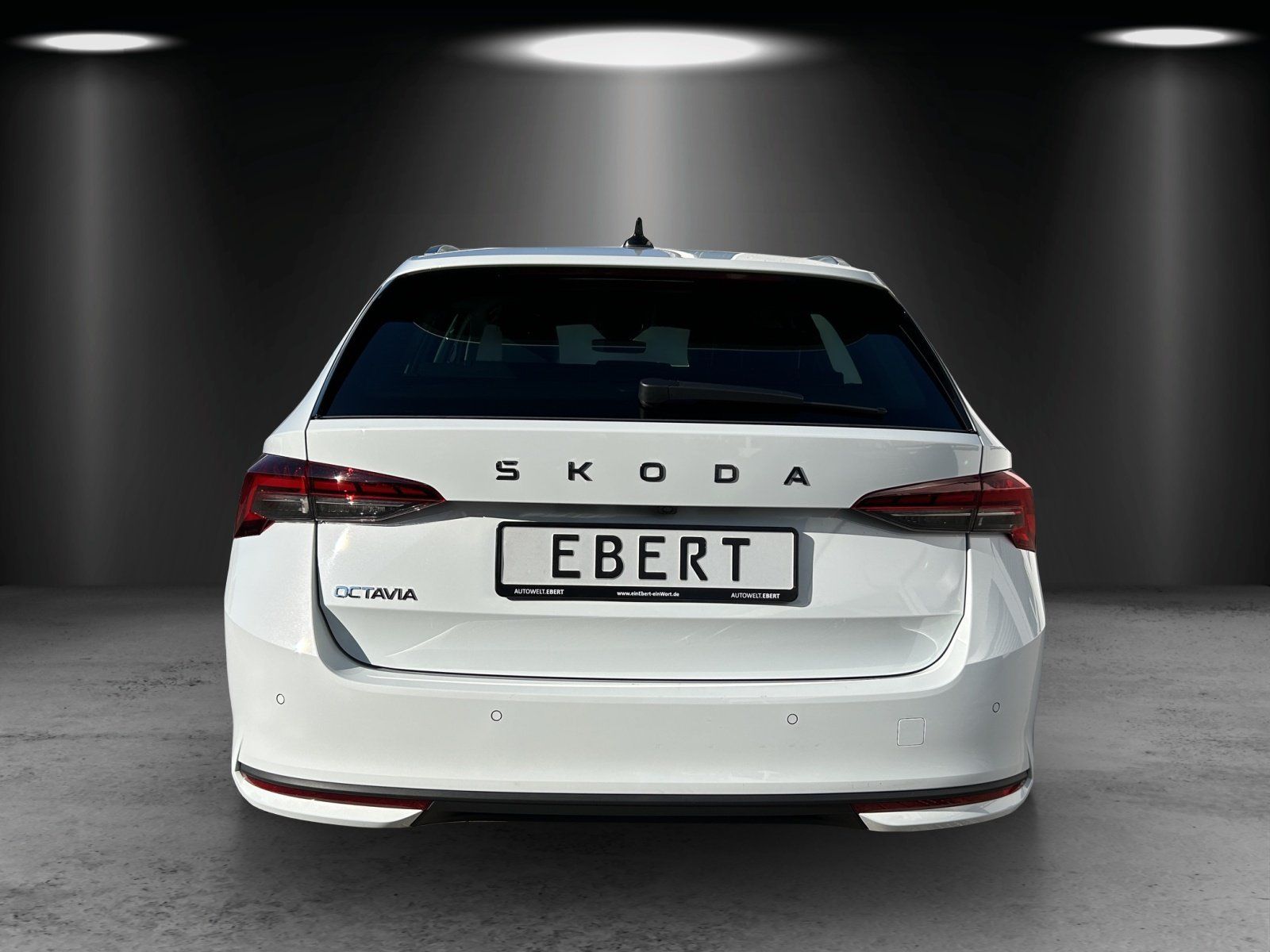 Fahrzeugabbildung SKODA Octavia 1.5 TSI mHEV Selection/KAMERA/LED/ACC/