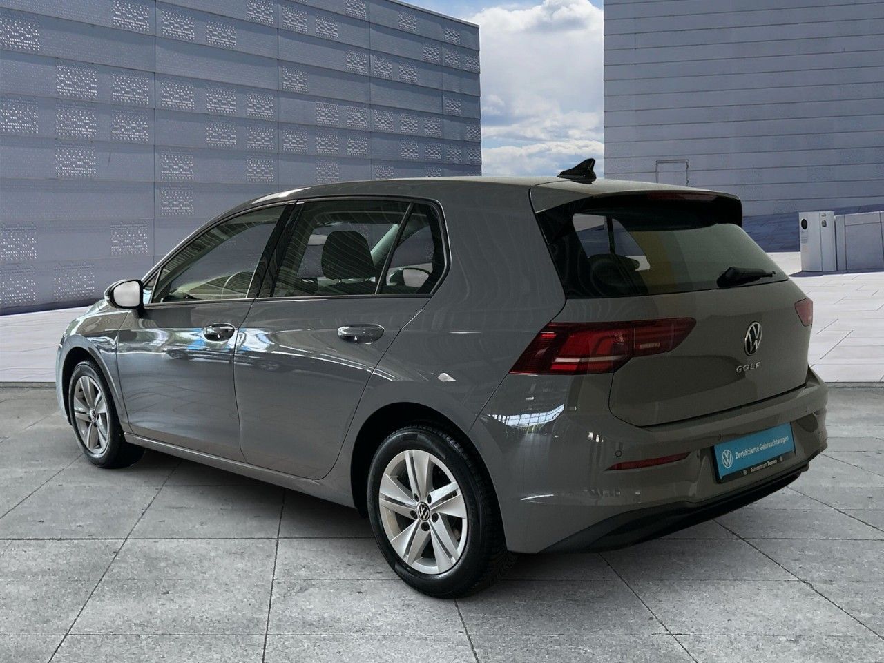 Volkswagen Golf VIII 1.5 TSI Life OPF USB DAB EPH MAL SHZ foto 3