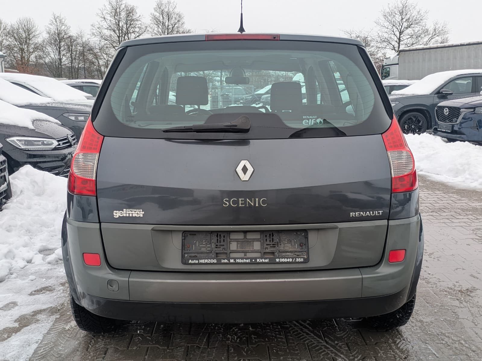Fahrzeugabbildung Renault Grand Scenic 1.6 KLIMA*ISO*ZAHNRIEMEN NEU*2HAND