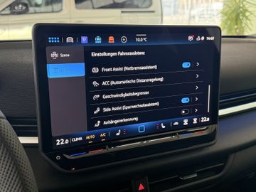 Volkswagen T-Roc 1.5 eTSI R-LINE NEUES MODELL AHK SOFORT