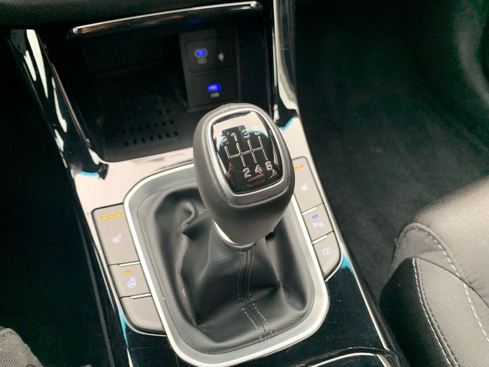 Fahrzeugabbildung Hyundai i30 1.0 T-GDI Advantage Navi LED