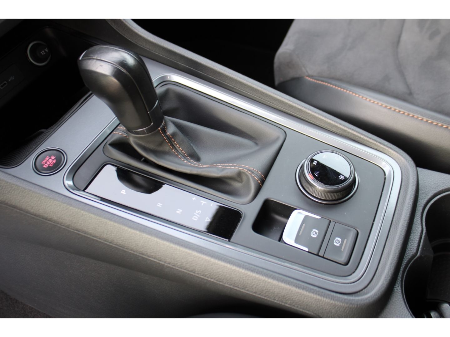 CUPRA Ateca 4Drive Cupra DSG ACC LED 360 Gr Navi beats - Image 30