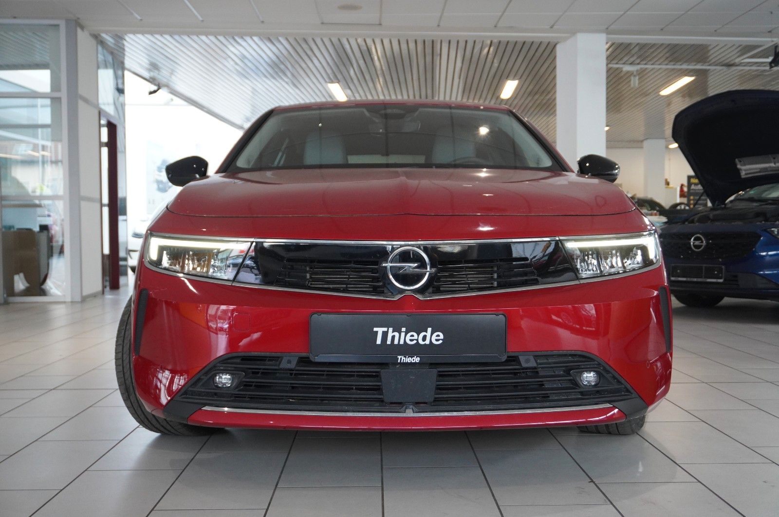 Fahrzeugabbildung Opel Astra L Lim. 1.6 HYBRID ELEGANCE NAVI/LED/KAMERA
