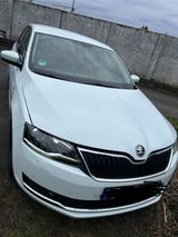 Skoda Rapid 1.0 TSI CLEVER CLEVER - Skoda Rapid in Köln