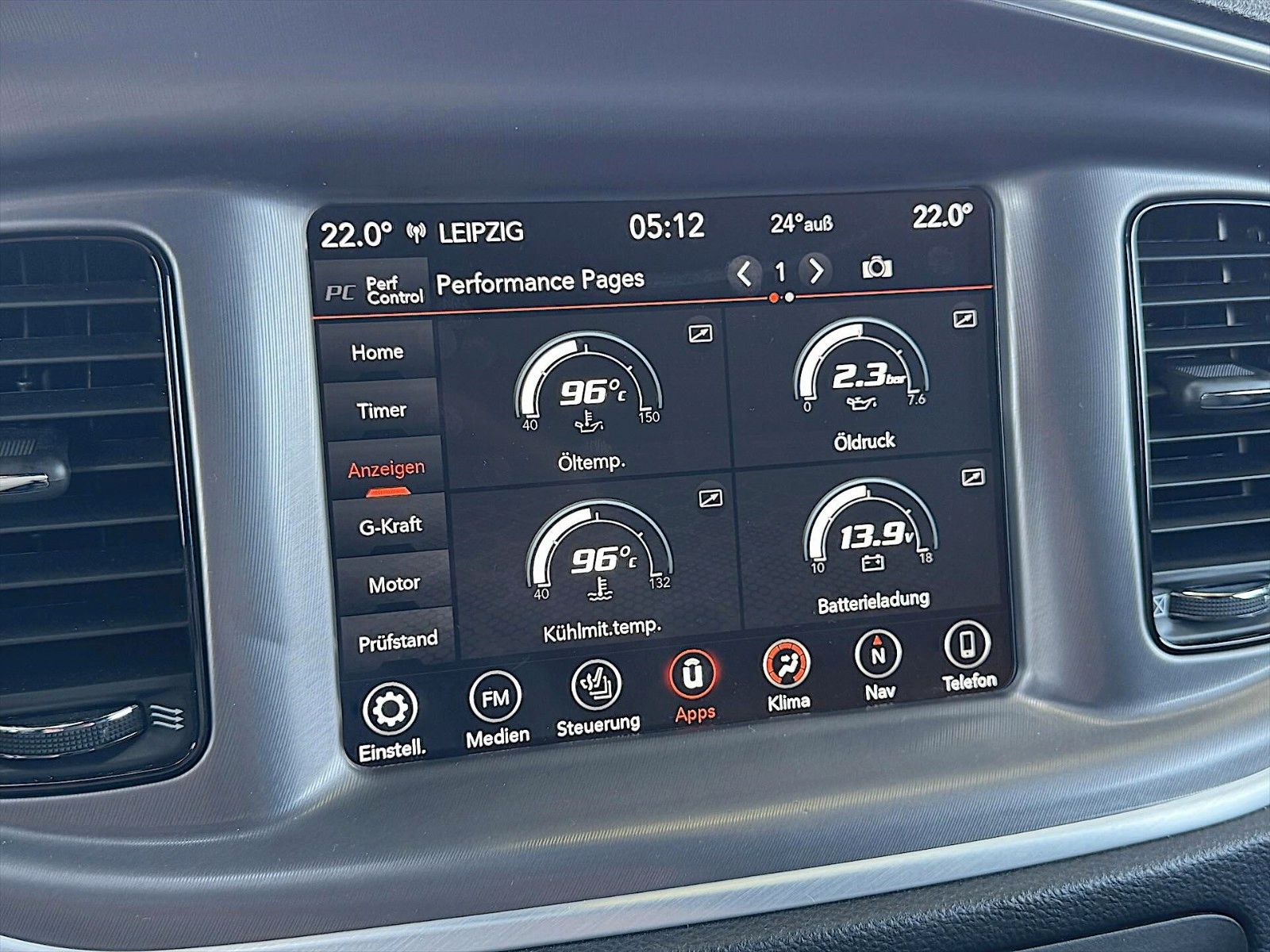 Fahrzeugabbildung Dodge Charger 5.7 V8 HEMI SRT R/T BLACK Performance