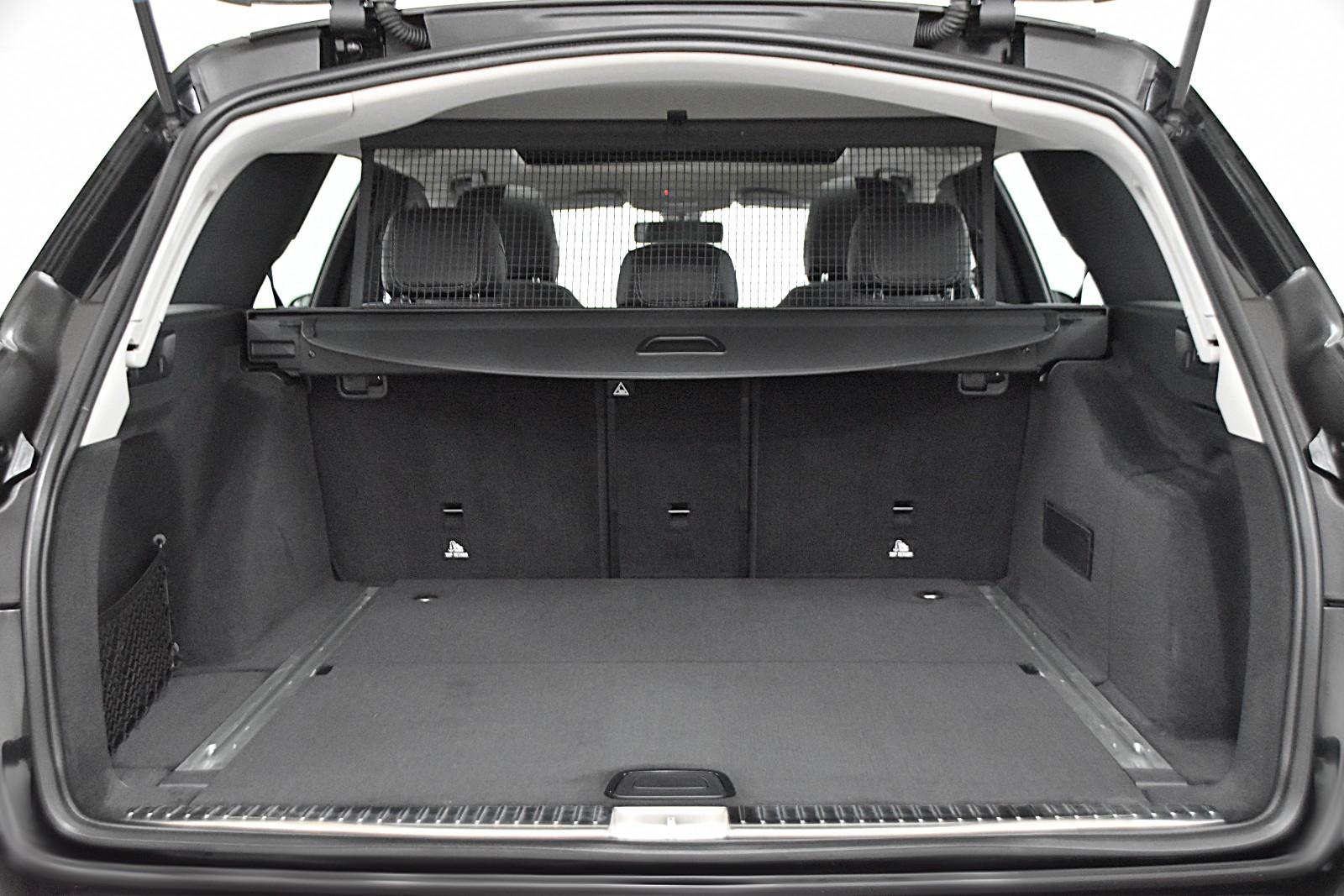 Mercedes-Benz E 220 D T AVANTGARDE* FINANZIERUNG MÖGLICH*