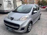 Peugeot 107 Allure 1.0 68CV COMPRESO PASSAGGIO - silberne Peugeot 107