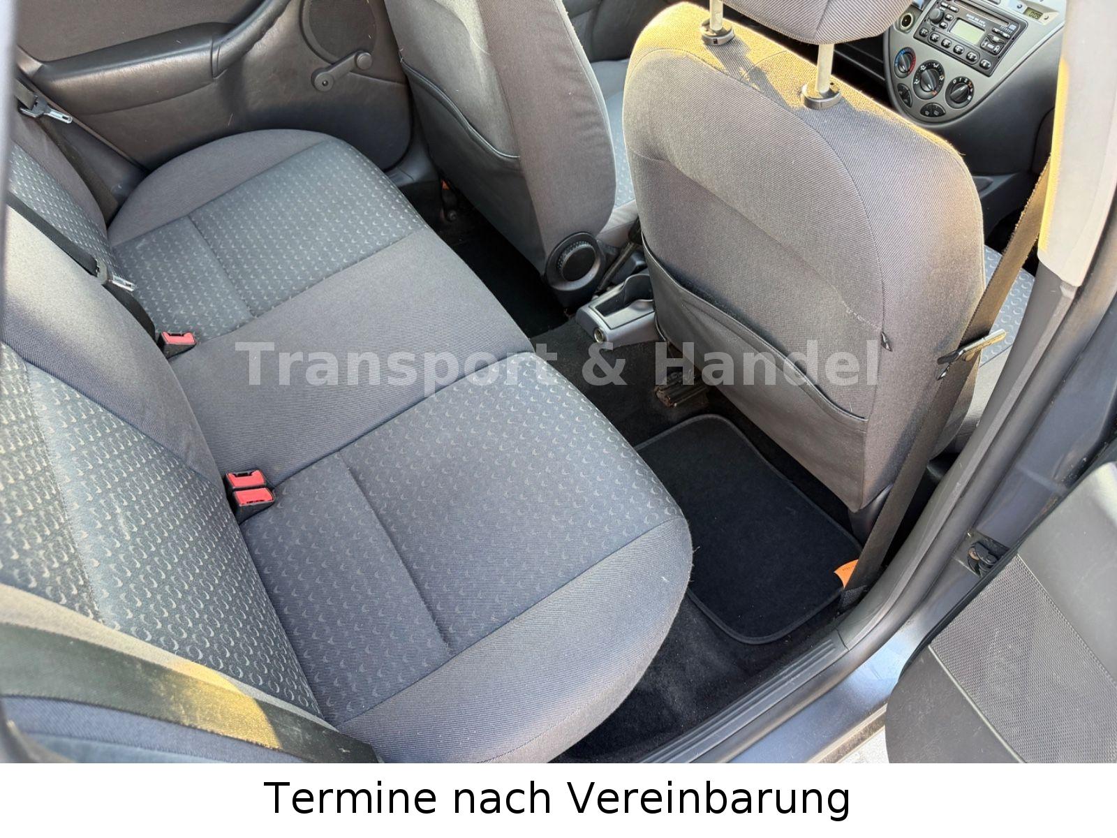 Ford Focus 2004 — photo 14