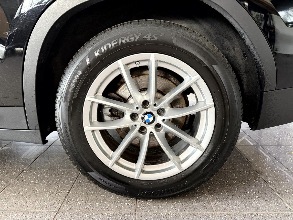 BMW X3  20d xDrive Advantage LED Navi RCAM AHK  foto 19