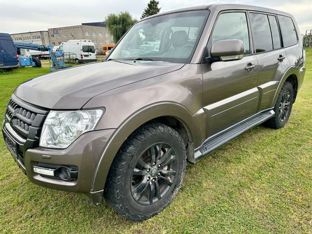 Mitsubishi Pajero DI-D Diamant Edition Aut.