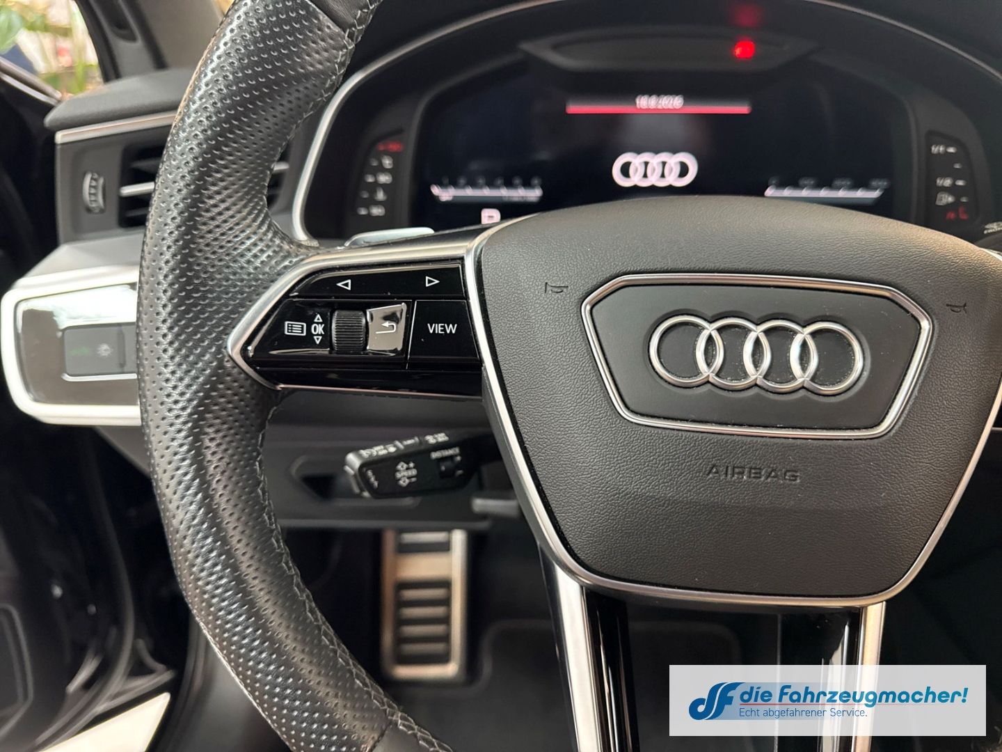 Fahrzeugabbildung Audi A6 Avant 40 TDI sport S-line Sportpaket Navi Led