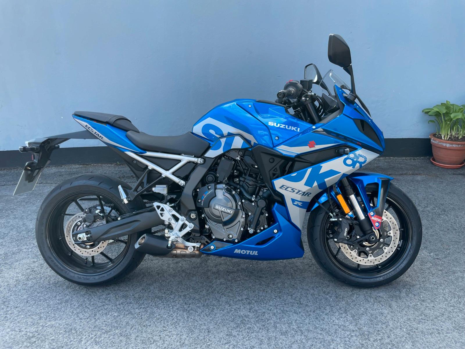 Suzuki GSX-8R mit 1,99% eff. Zins möglich