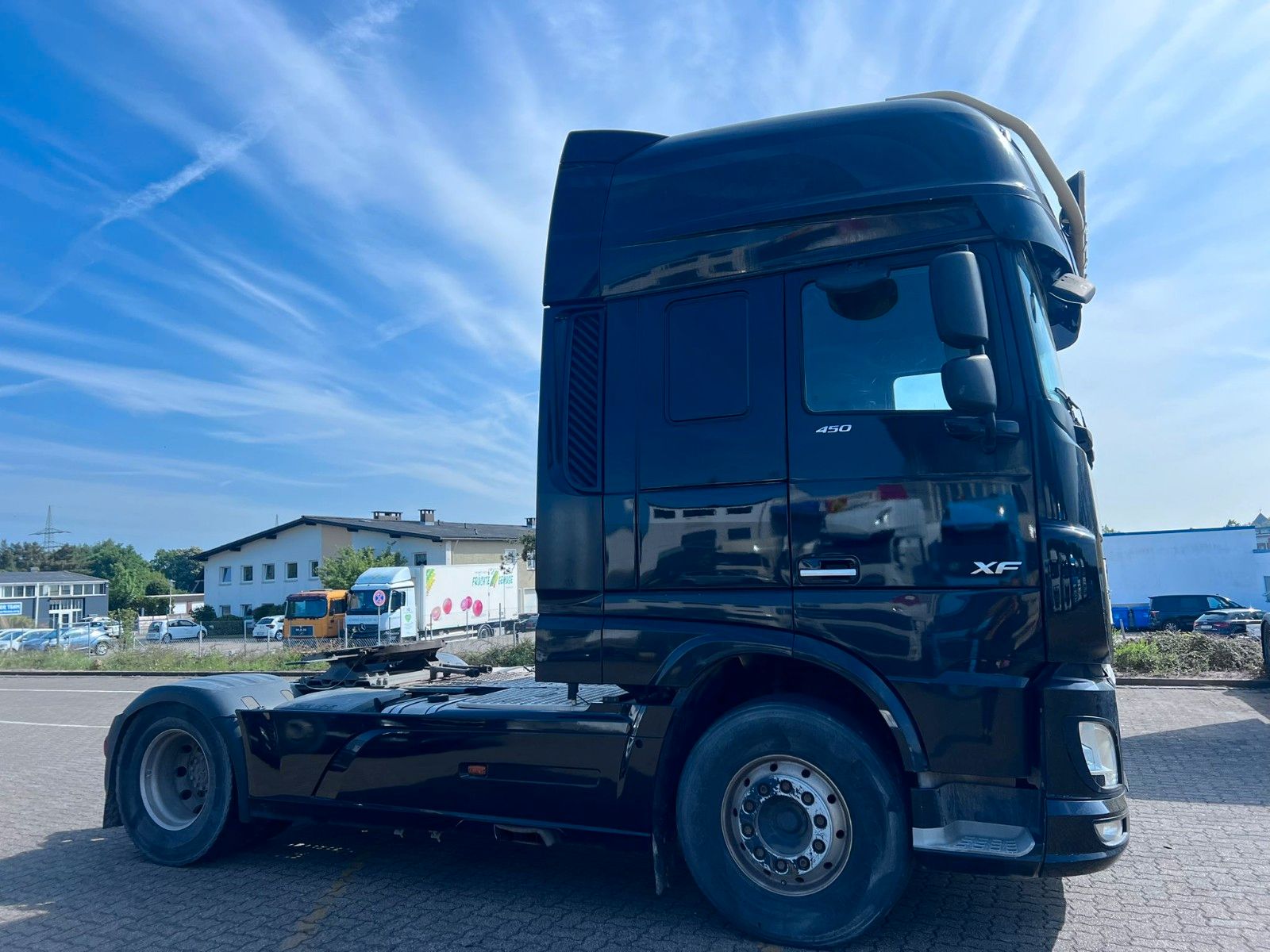Fahrzeugabbildung DAF 2 Stück XF 450 FT, SSC, Hydr.