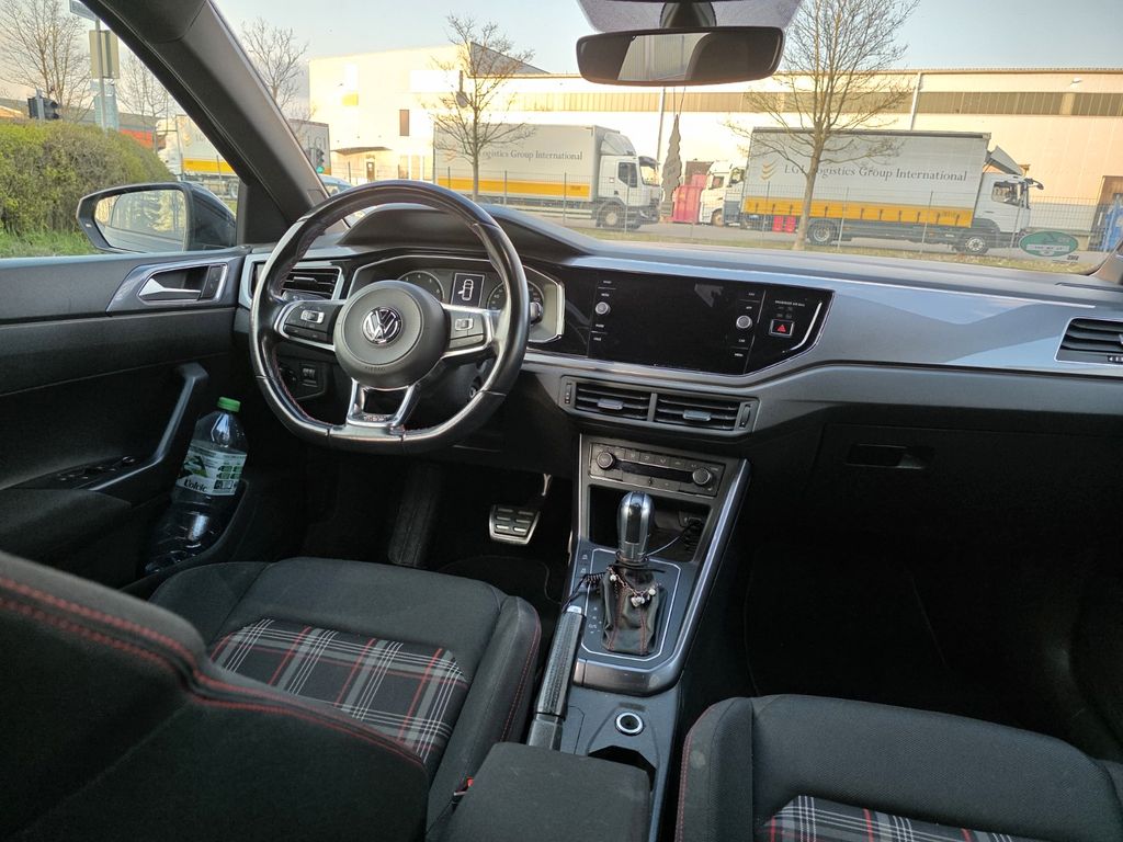Image of Volkswagen Polo
