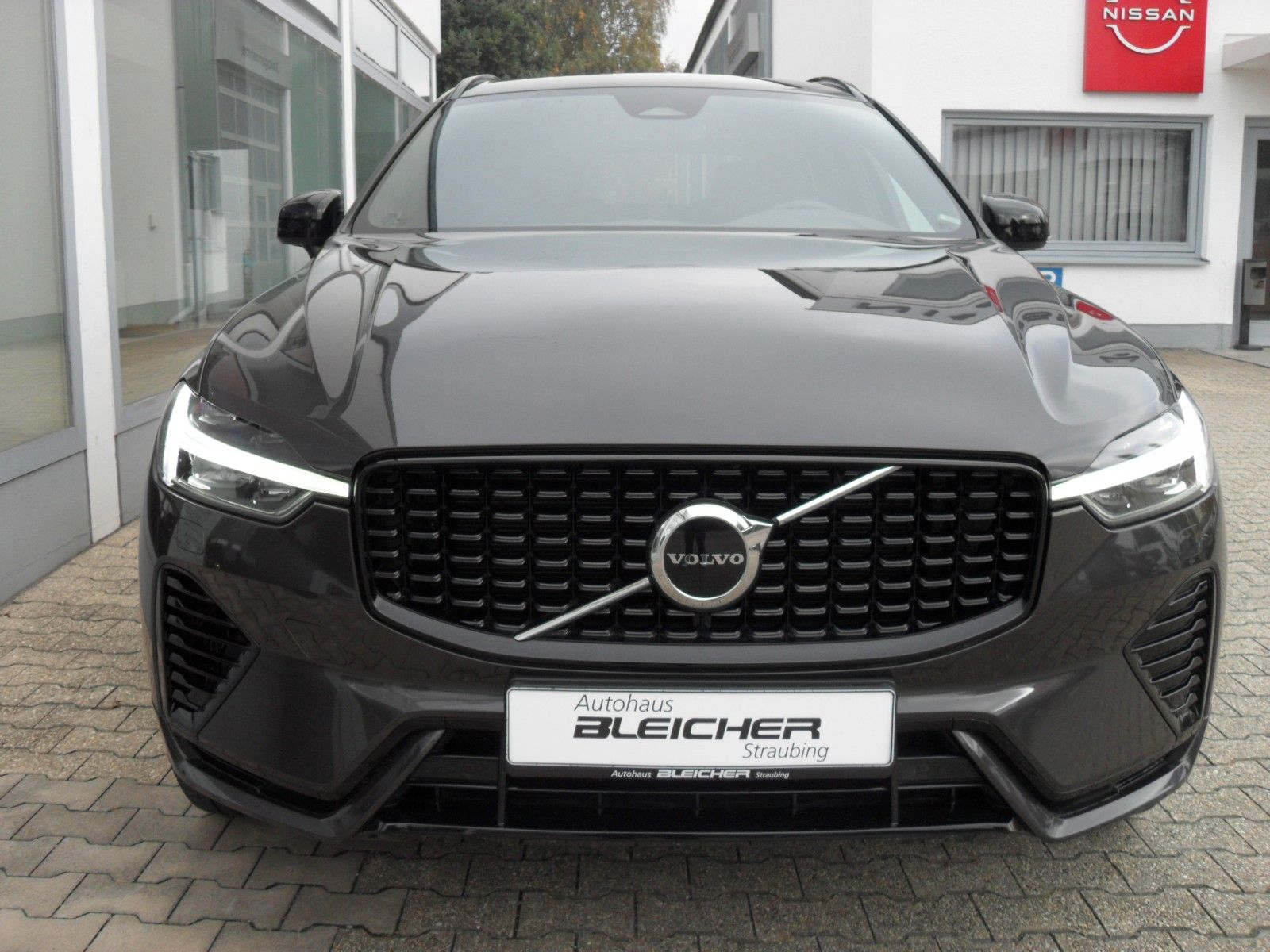 Fahrzeugabbildung Volvo XC60 T6 Plus Dark | AWD | 21er | Licht