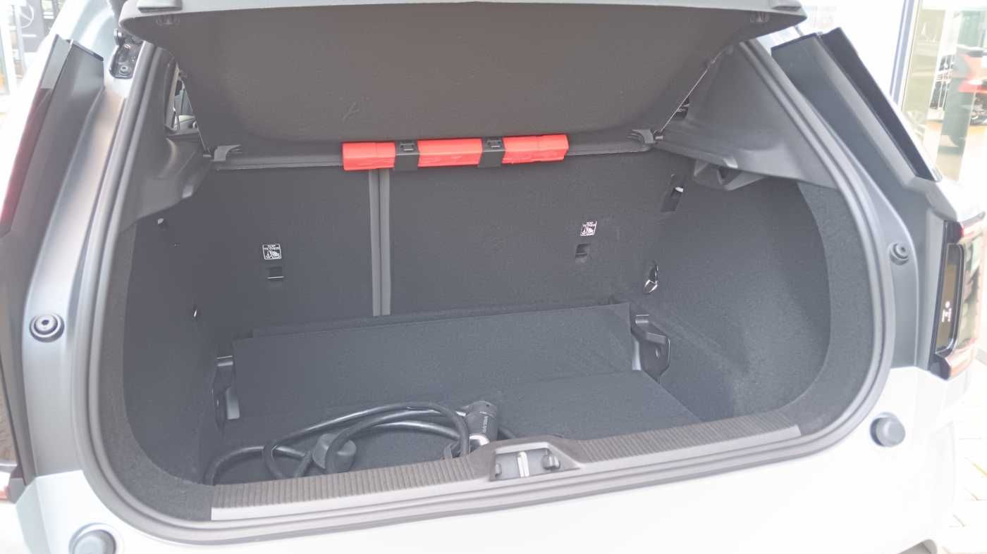 Fahrzeugabbildung Volvo EX30 Single M. Extended Range RWD Plus